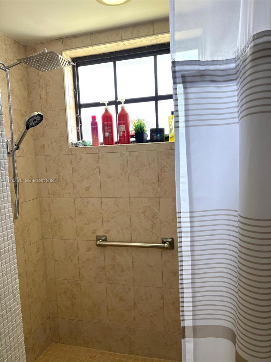 SEVILLA GARDENS SEC 1 - Residential