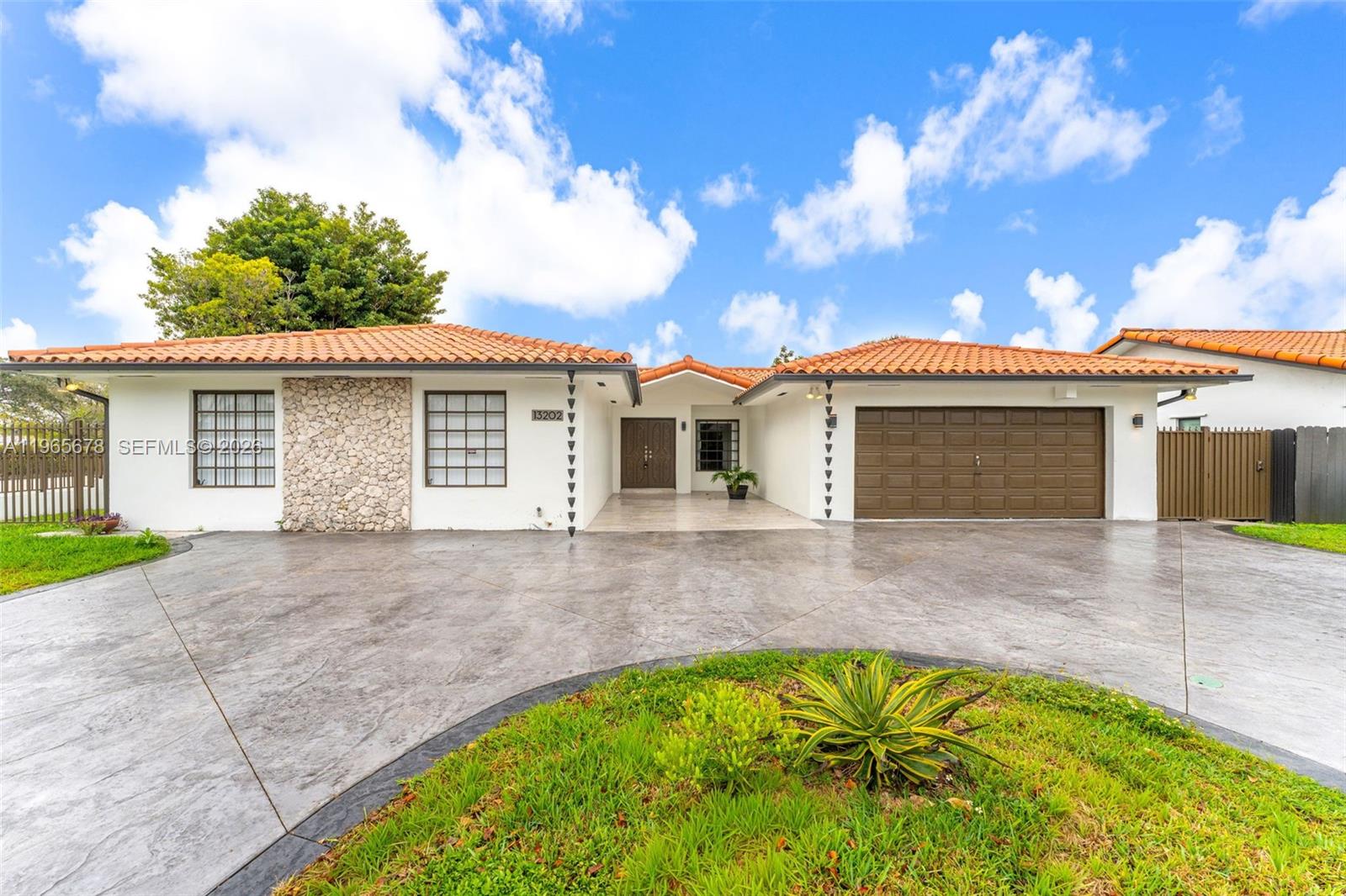 SEVILLA GARDENS SEC 1 - Residential