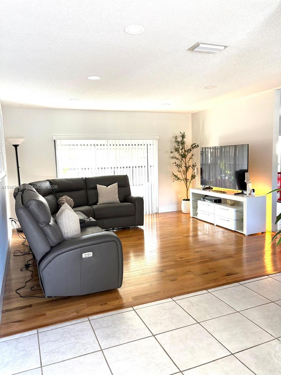 SEVILLA GARDENS SEC 1 - Residential