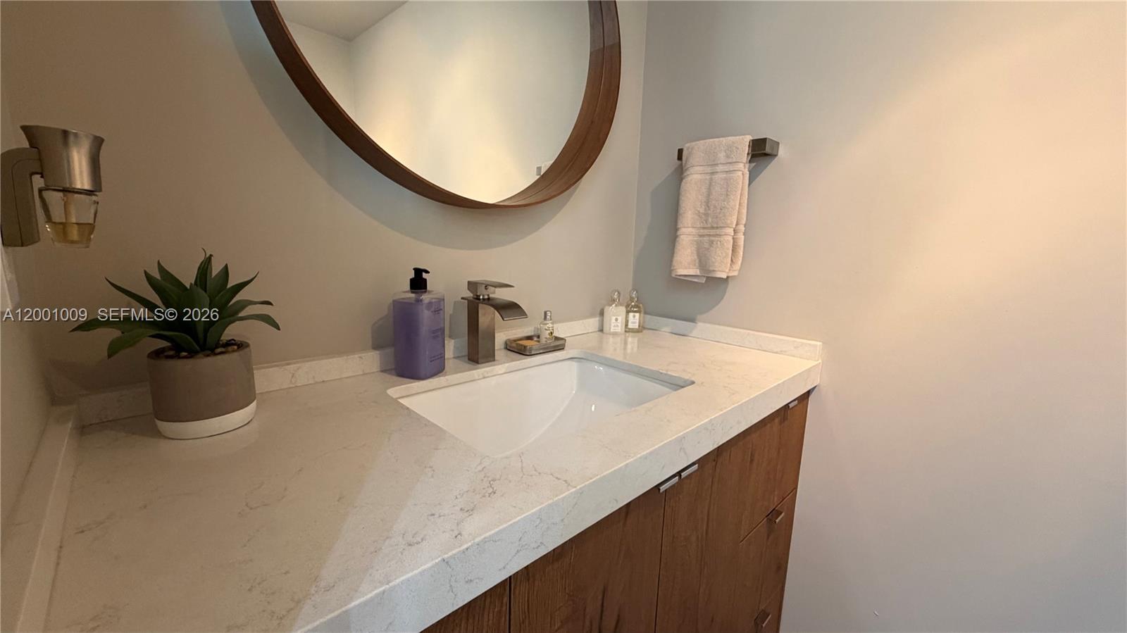 MINT CONDO - Residential Lease