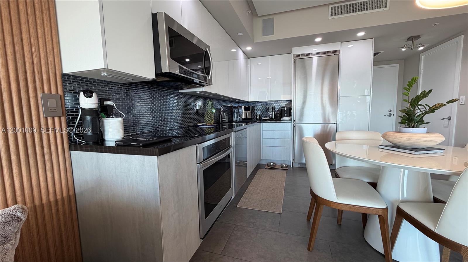 MINT CONDO - Residential Lease