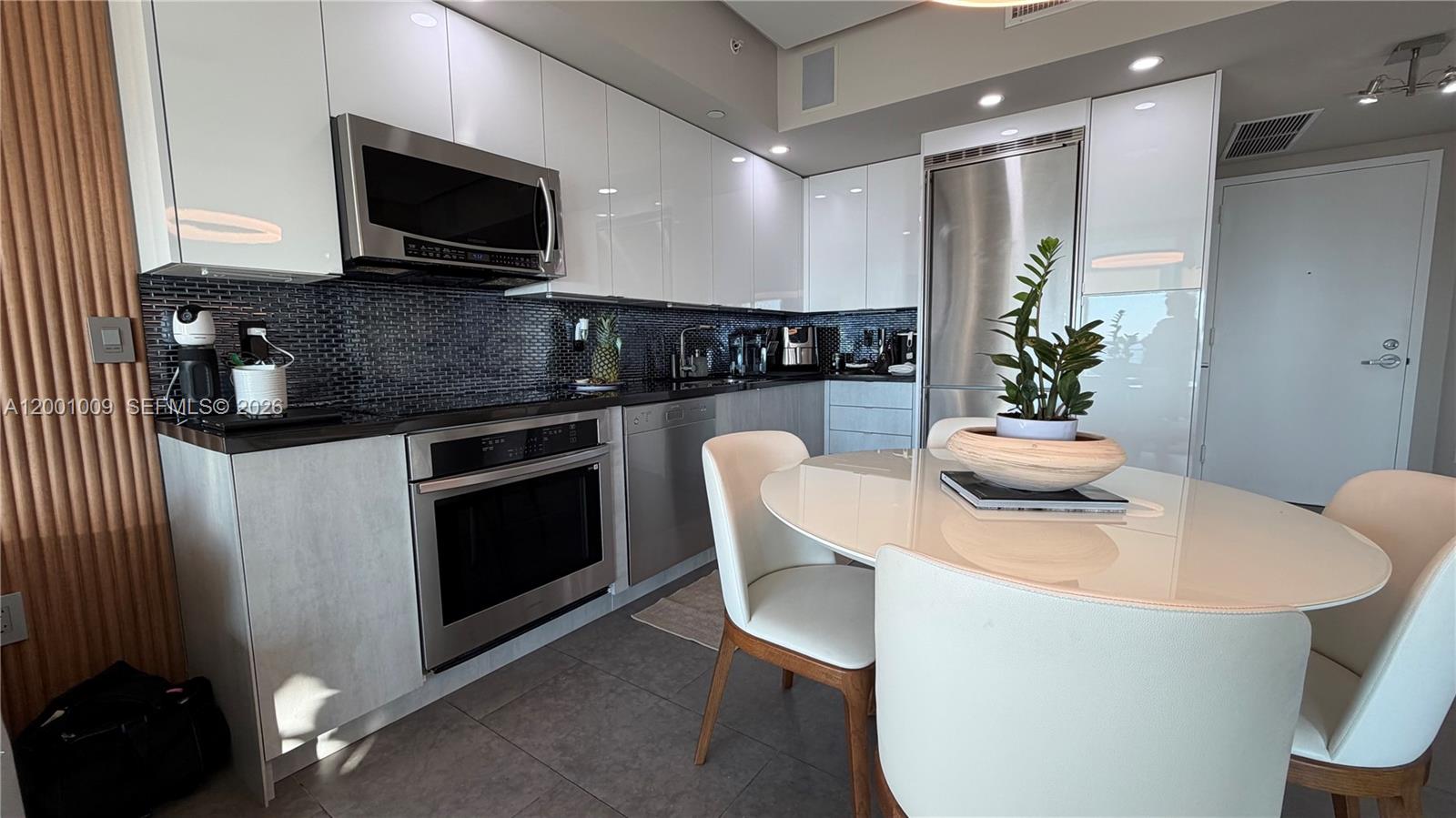 MINT CONDO - Residential Lease