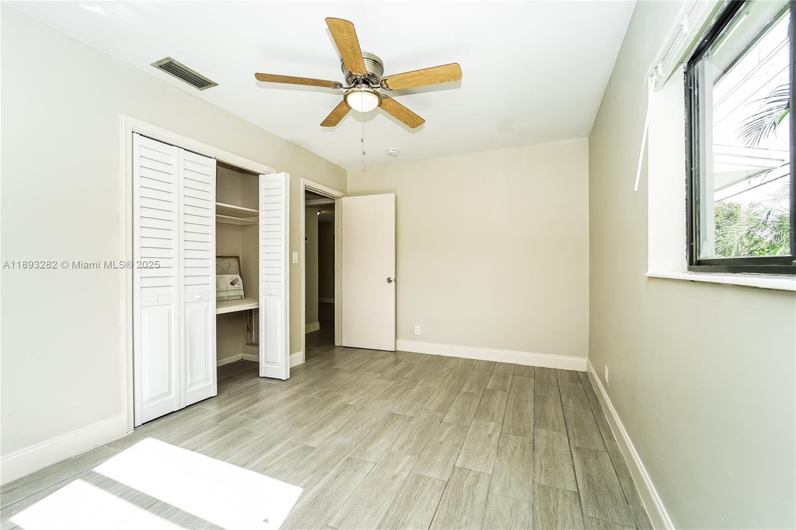 DRIFTWOOD ACRES NO 12 - Residential Lease