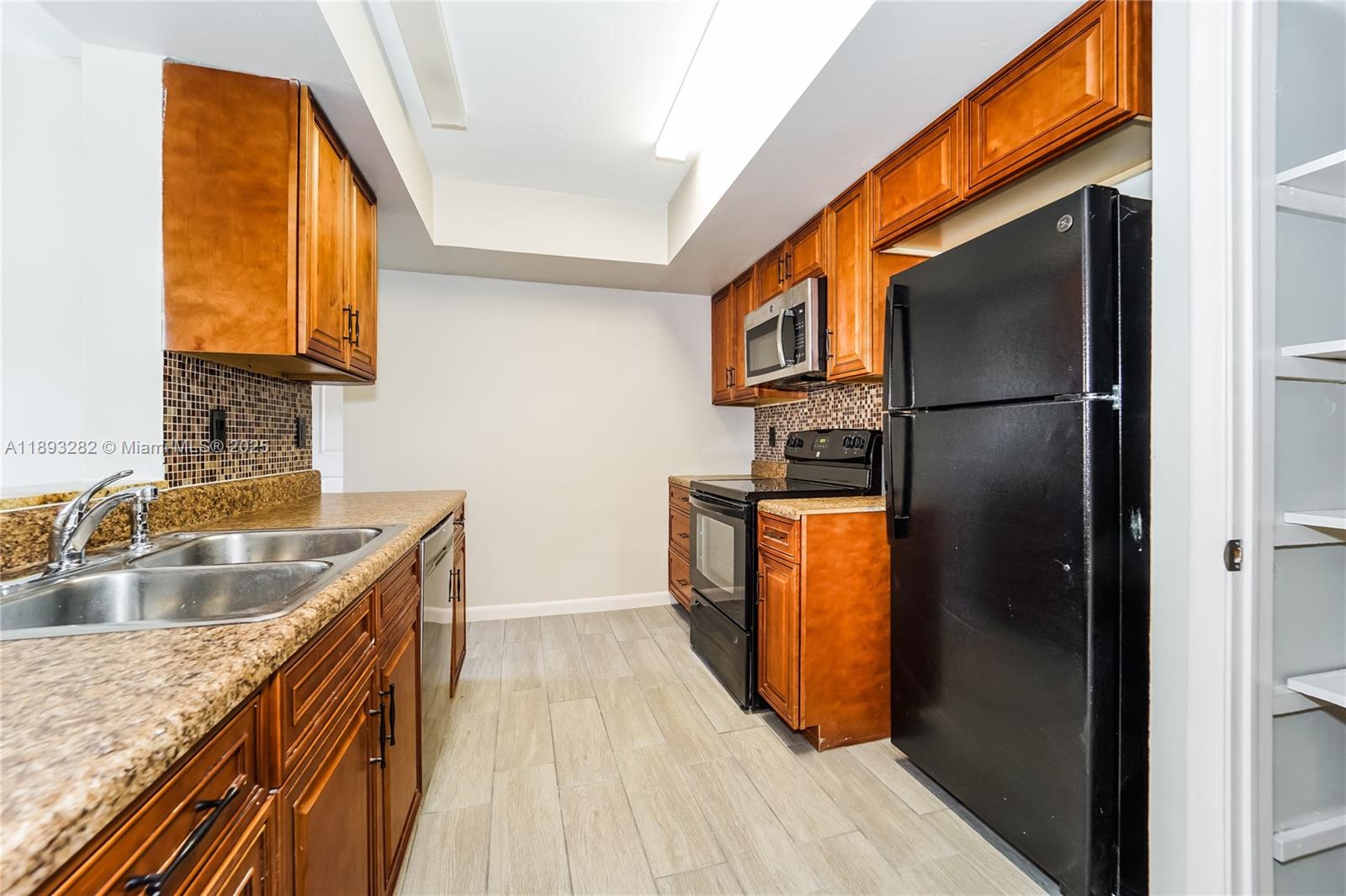 DRIFTWOOD ACRES NO 12 - Residential Lease