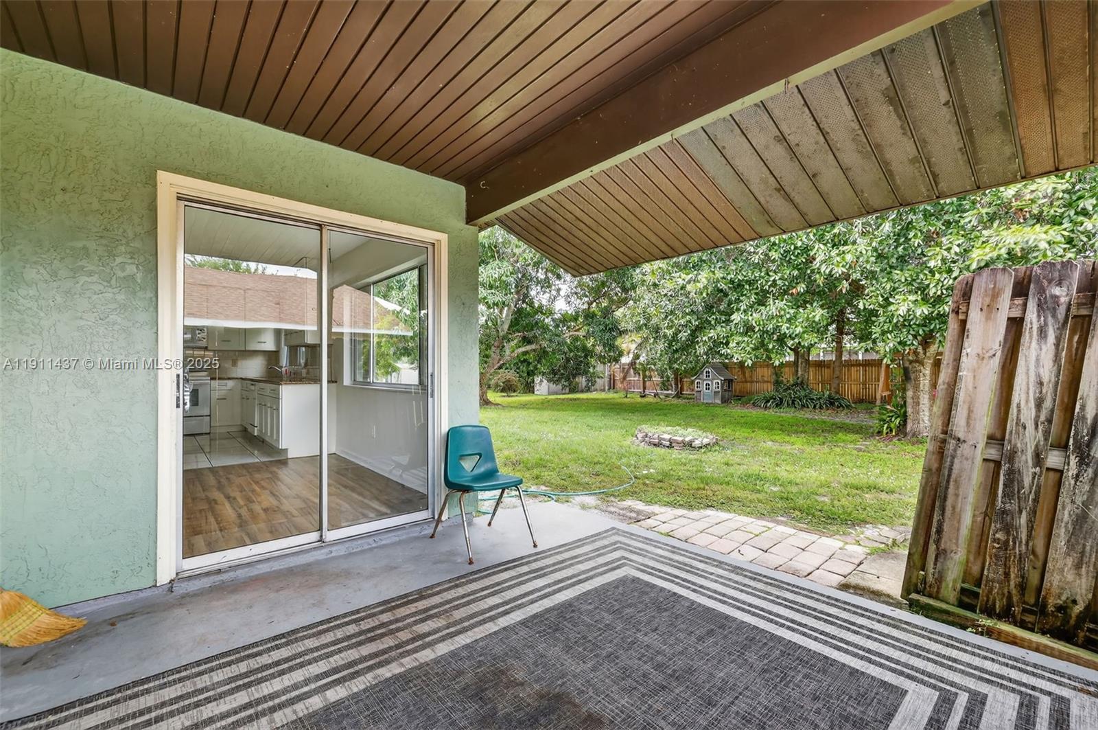 PORT ST LUCIE SECTION 18 - Residential Lease