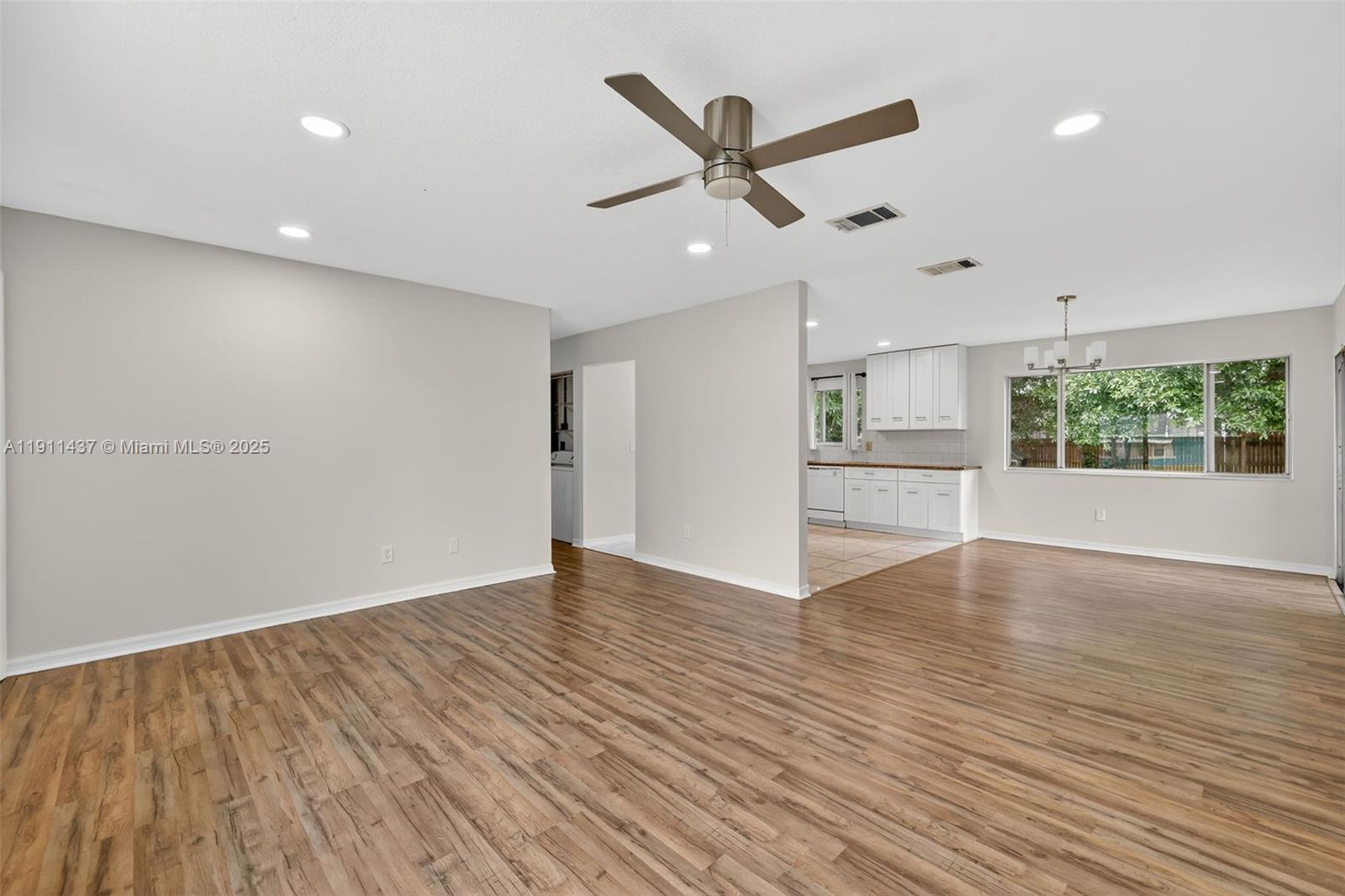 PORT ST LUCIE SECTION 18 - Residential Lease