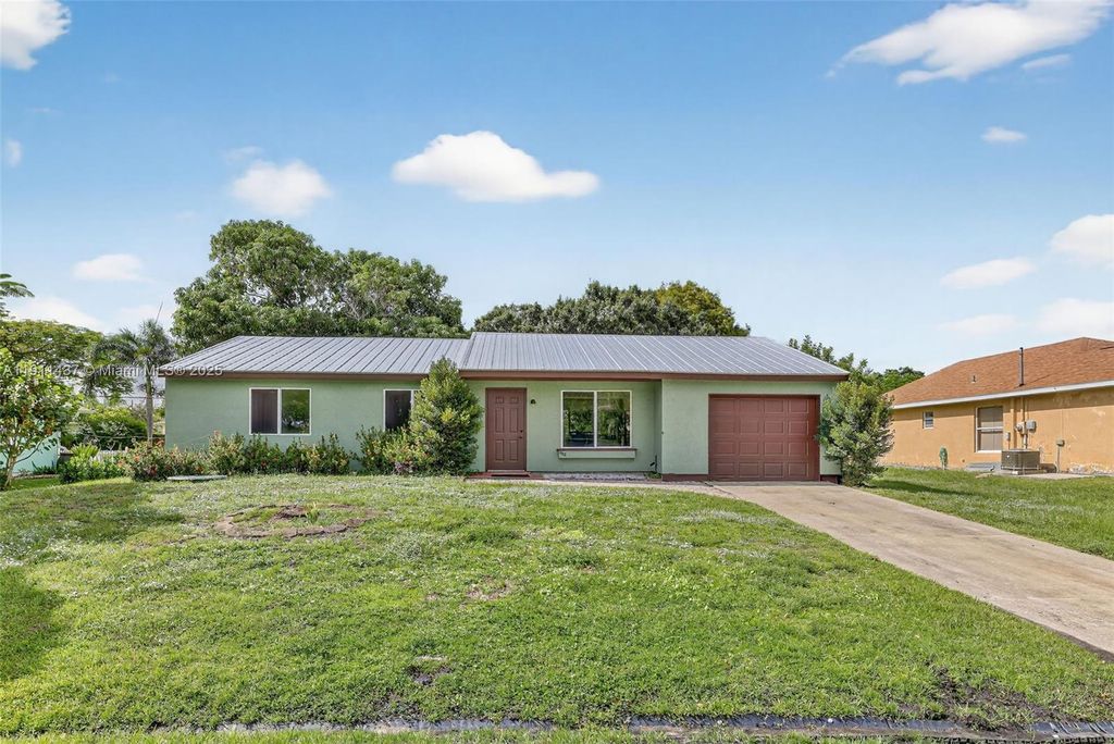 Photo of 2252 SE Aneci St #1, Port St Lucie, FL 34984 (MLS # A11911437)