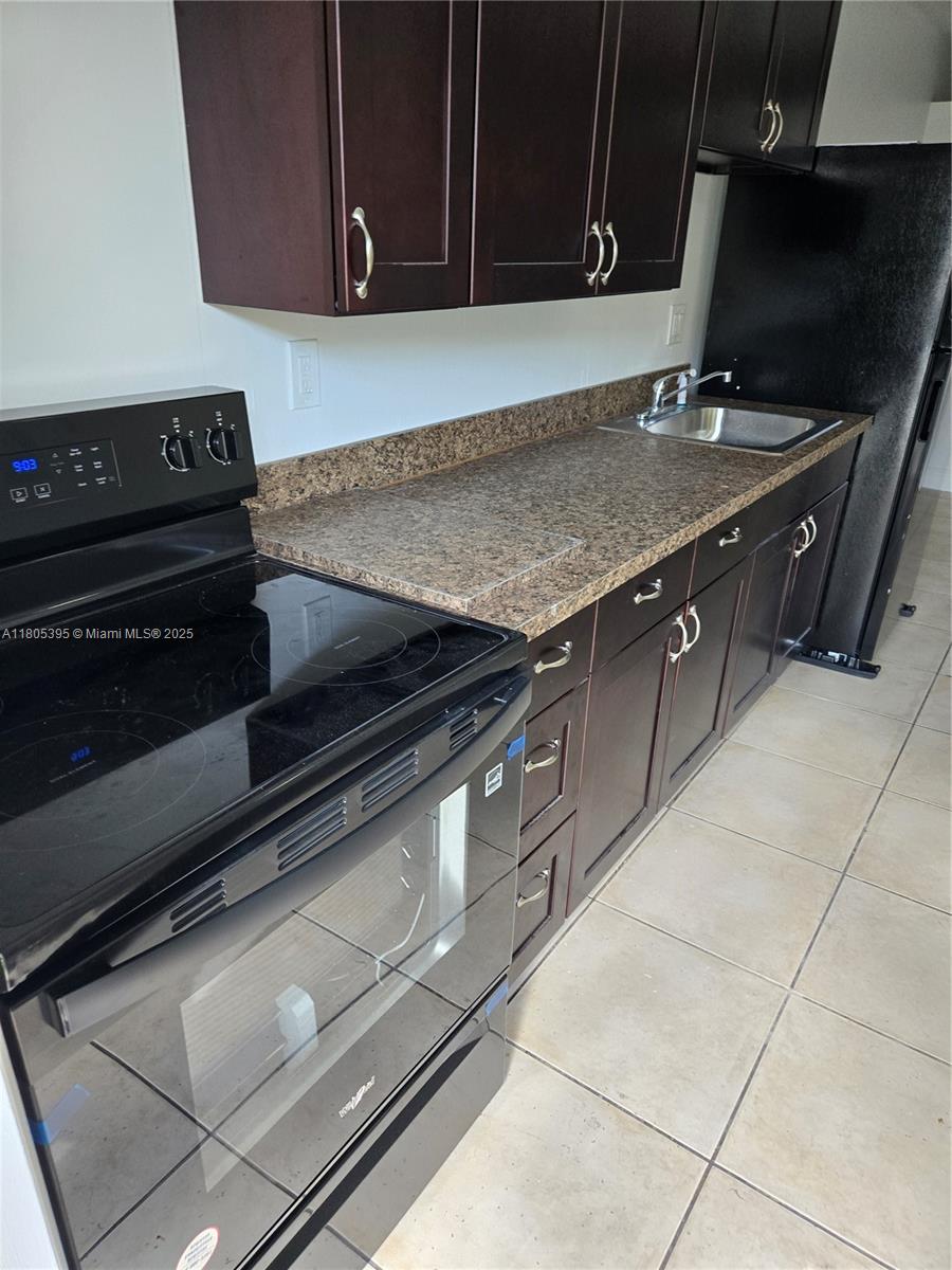 Address Not Disclosed, Hollywood, Broward County, Florida - 1 Bedrooms  
1 Bathrooms - 