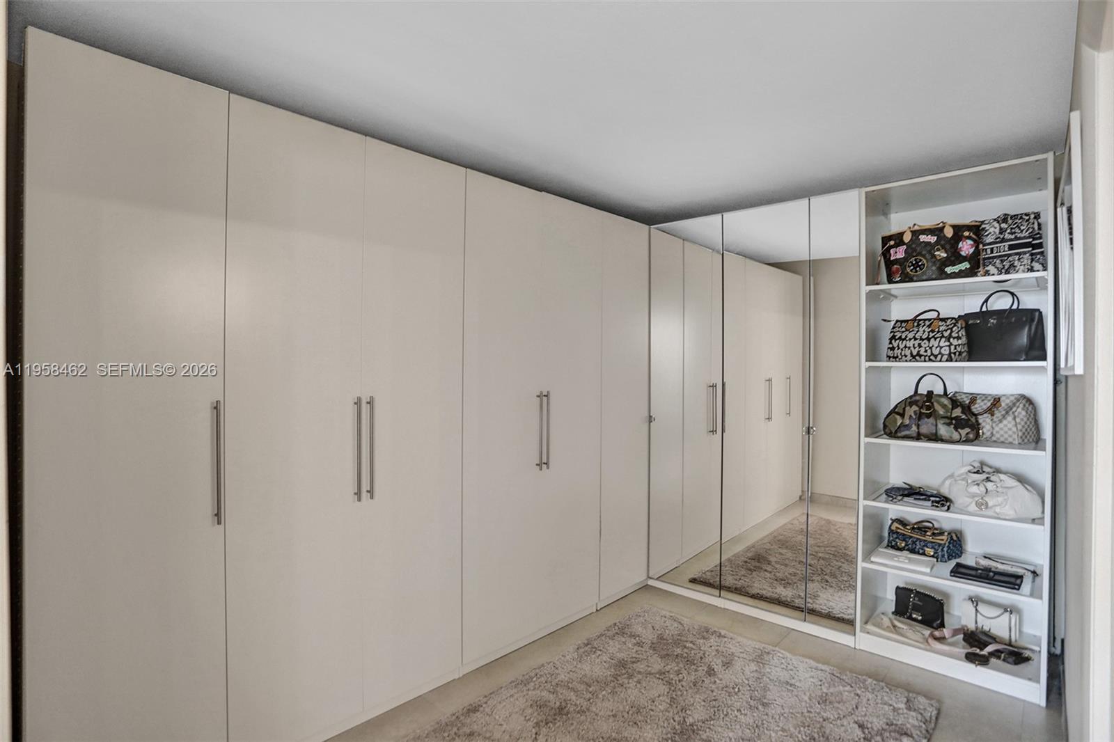 OCEANVIEW BUILDING A COND - Residential