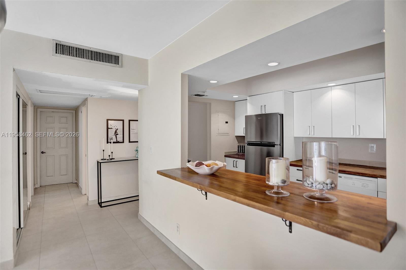 OCEANVIEW BUILDING A COND - Residential