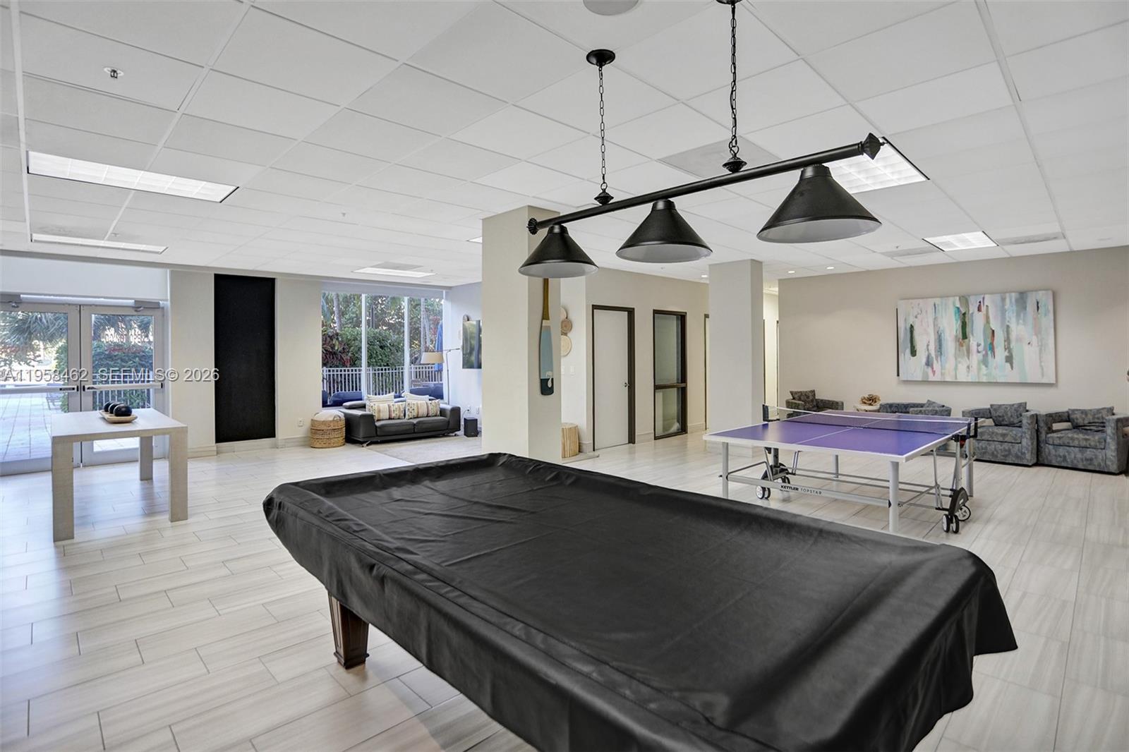 OCEANVIEW BUILDING A COND - Residential