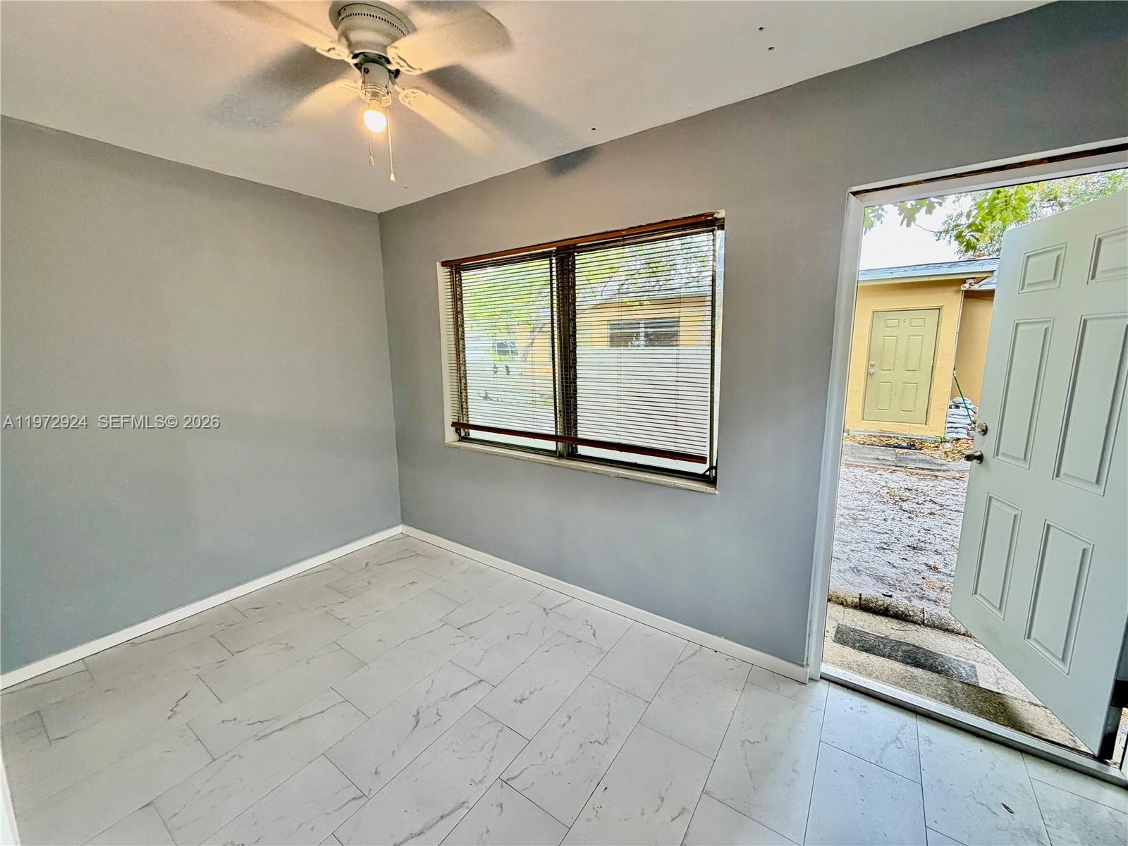 LINCOLN PARK THIRD ADD - Residential Lease