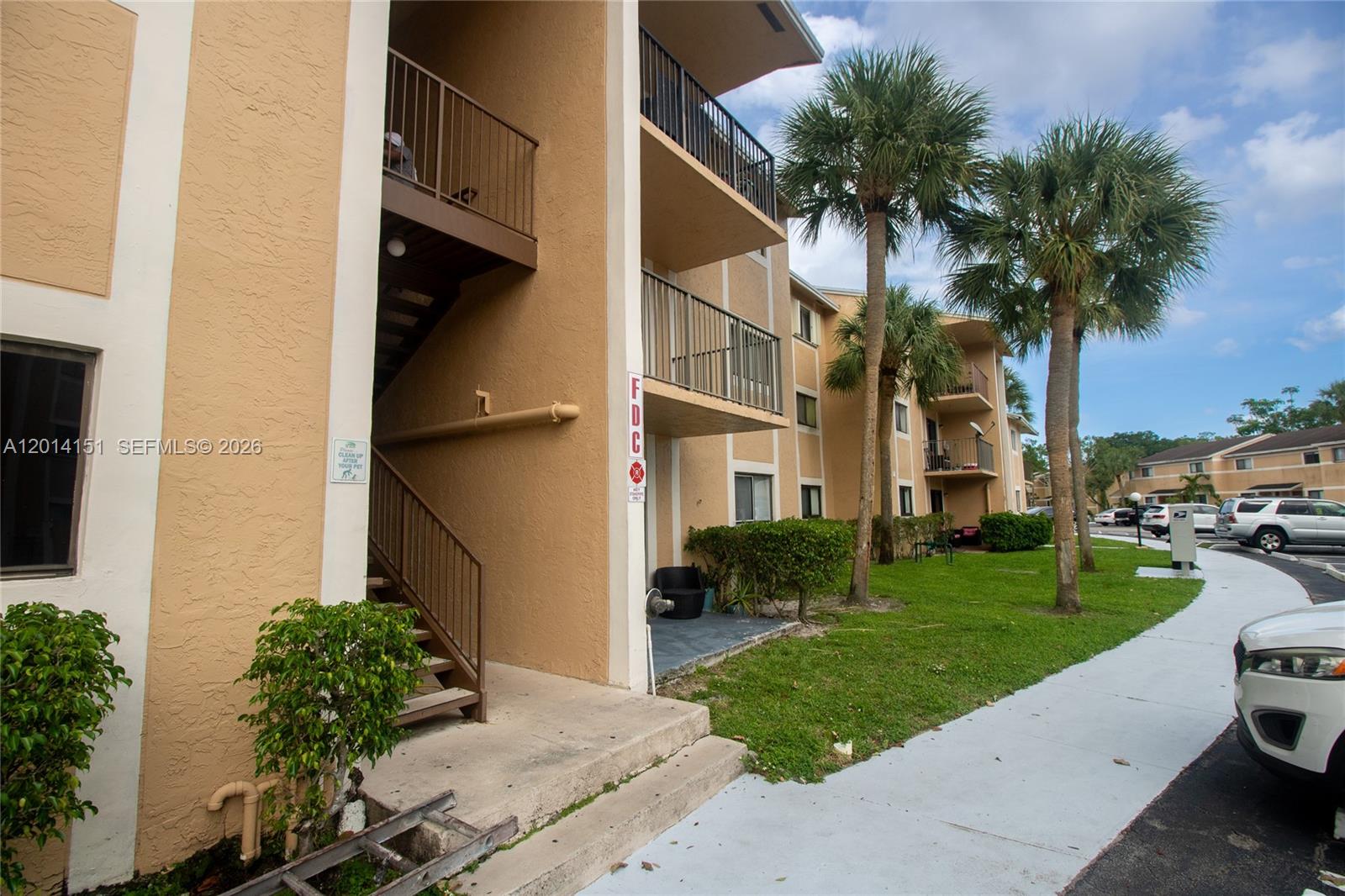 PALMS OF PEMBROKE CONDO - Residential