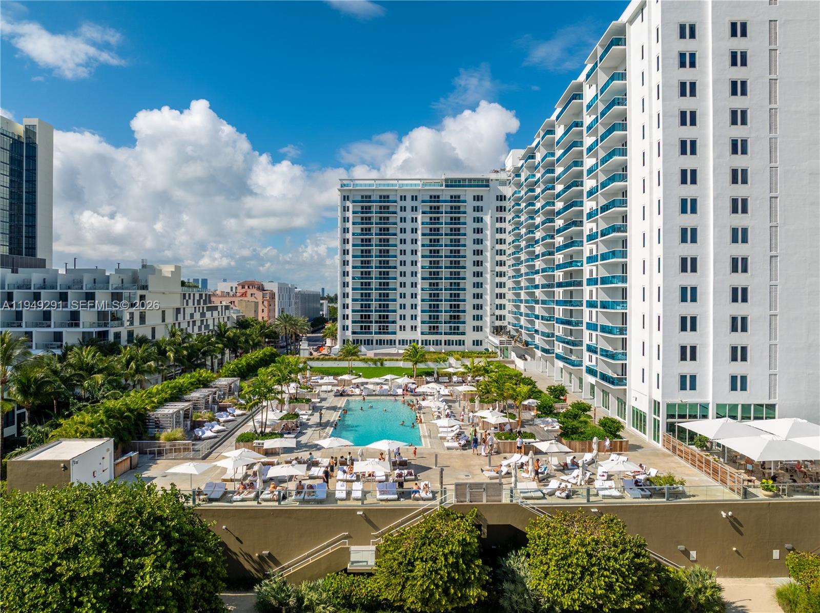 RONEY PALACE CONDO - Residential