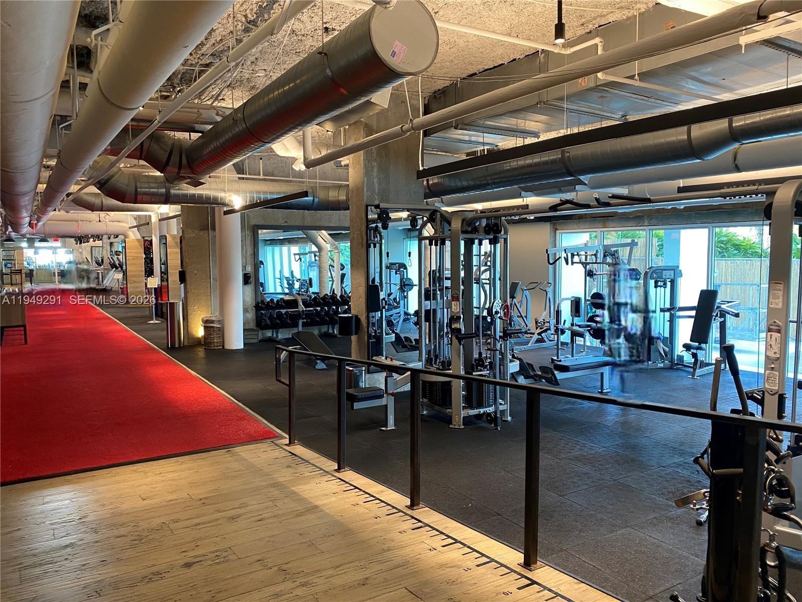 RONEY PALACE CONDO - Residential