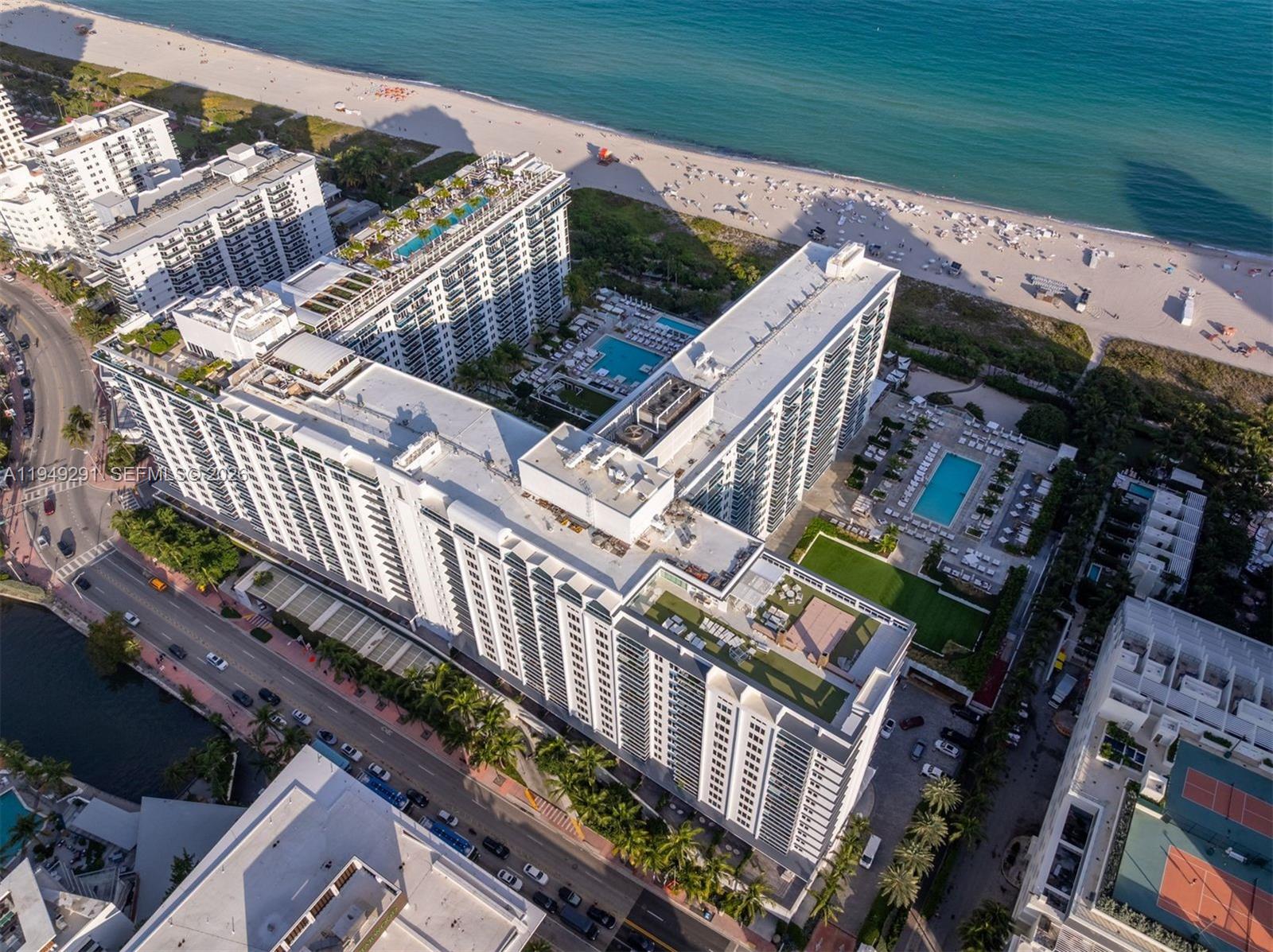 RONEY PALACE CONDO - Residential