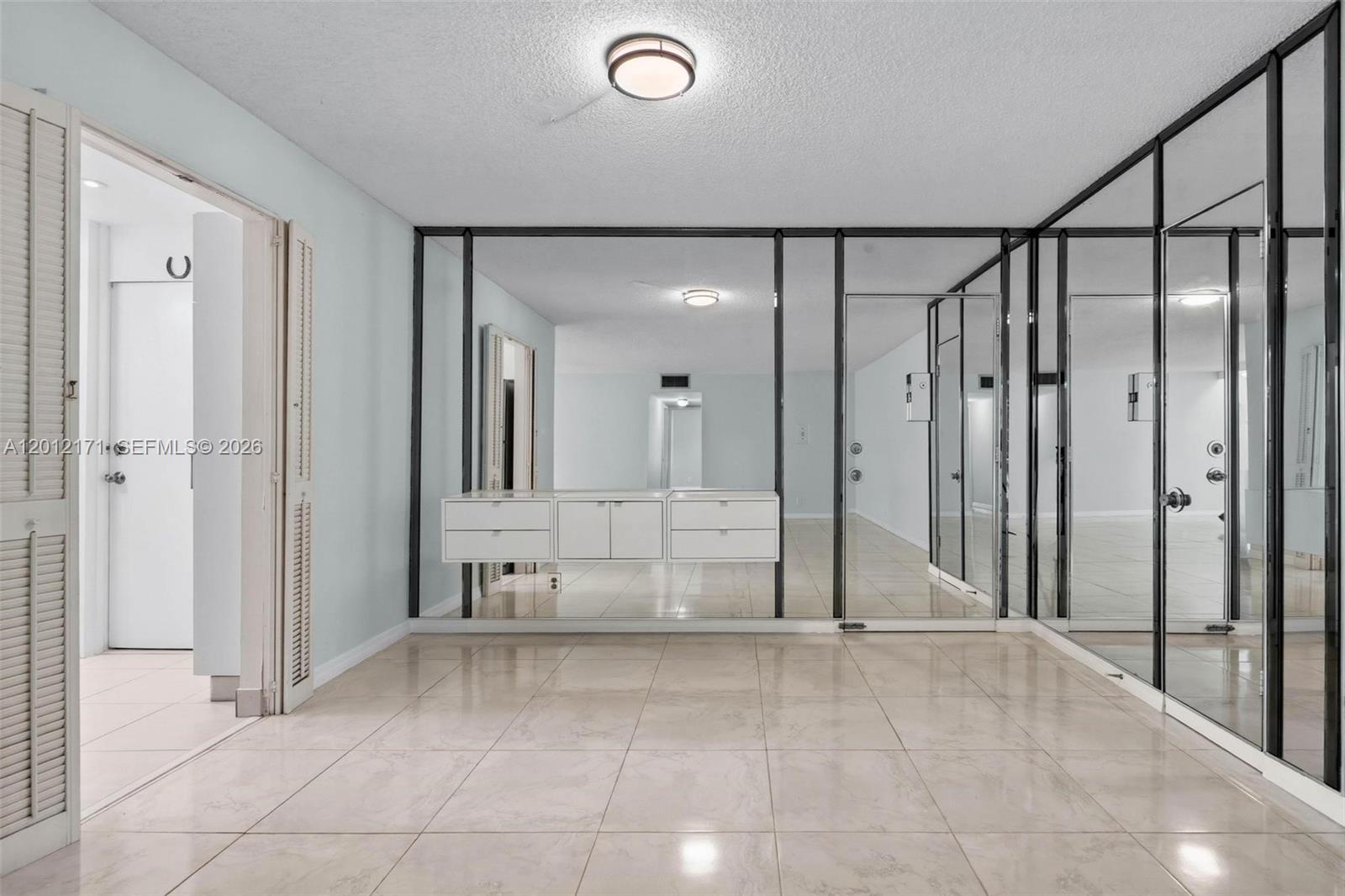 LAKE PARK CONDO NO 1 - BL - Residential