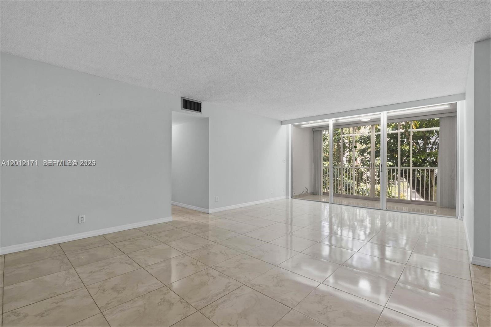 LAKE PARK CONDO NO 1 - BL - Residential