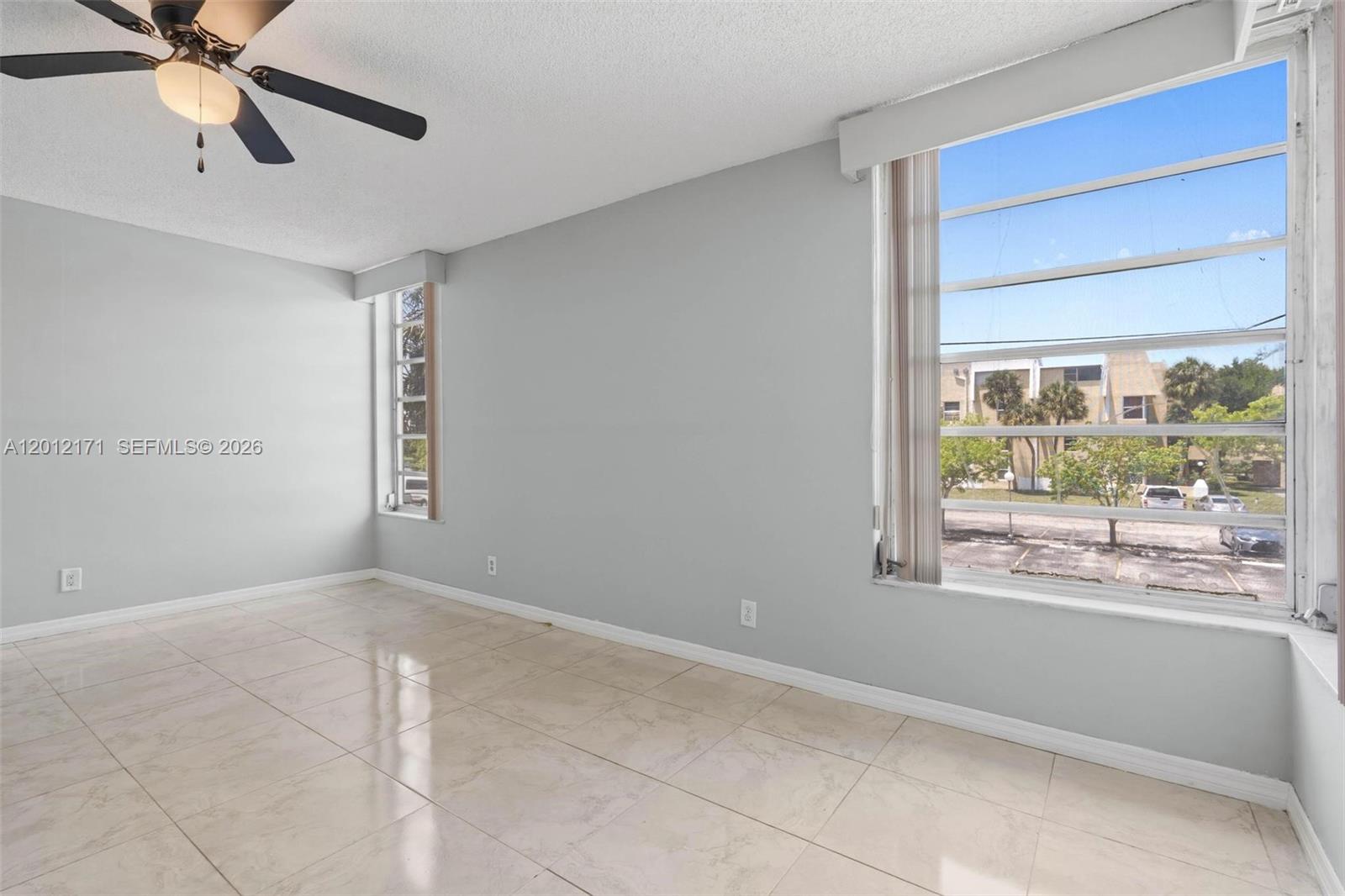 LAKE PARK CONDO NO 1 - BL - Residential