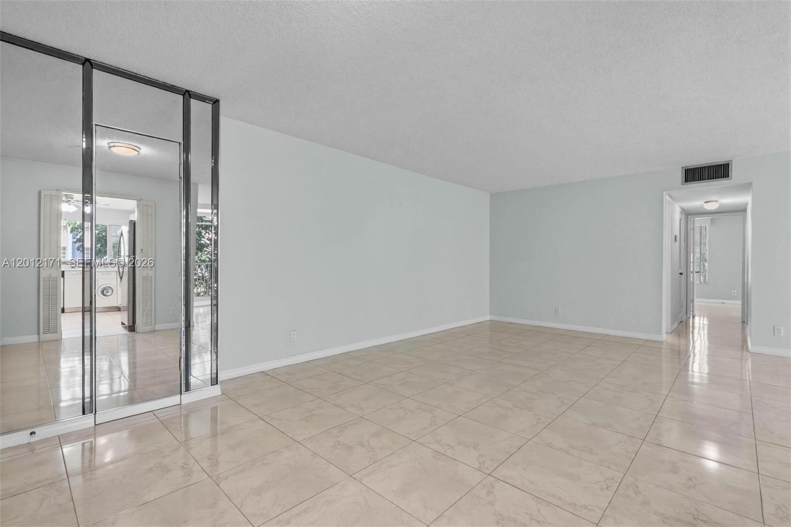 LAKE PARK CONDO NO 1 - BL - Residential