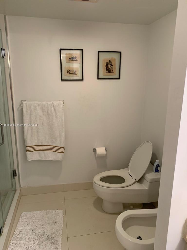 KEY COLONY NO 2 CONDO - Residential Lease