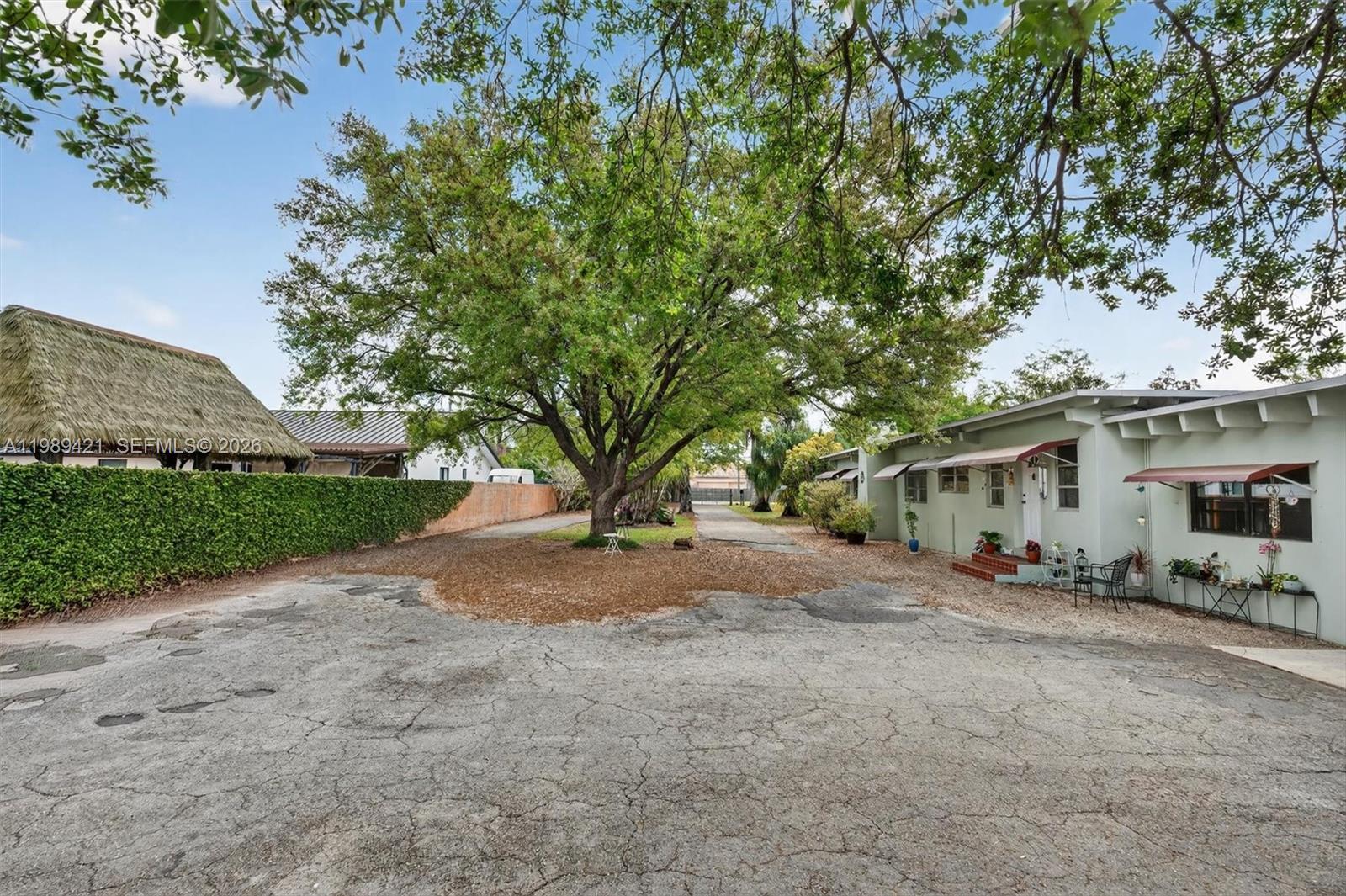 GREEN GROVE ACRES - Residential