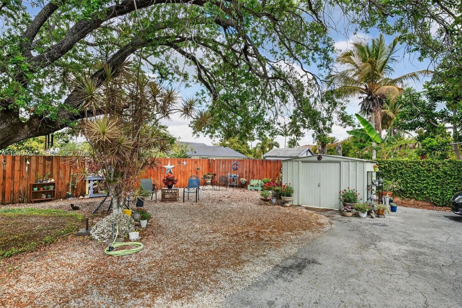 GREEN GROVE ACRES - Residential