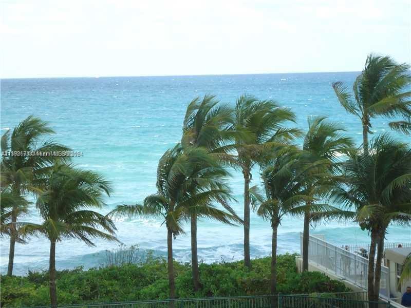 2080 OCEAN DRIVE - Residential Lease