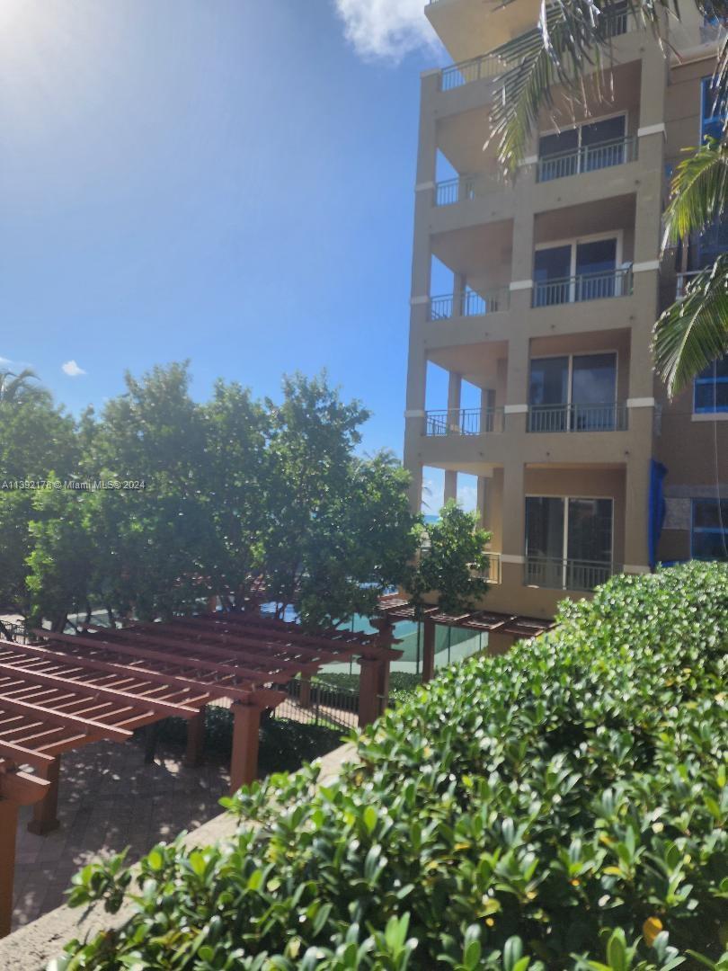 2080 OCEAN DRIVE - Residential Lease