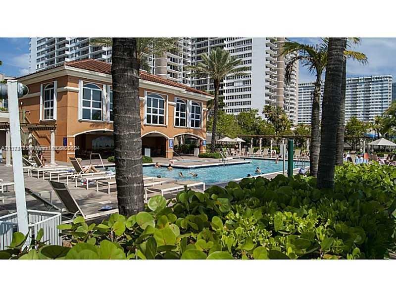 2080 OCEAN DRIVE - Residential Lease