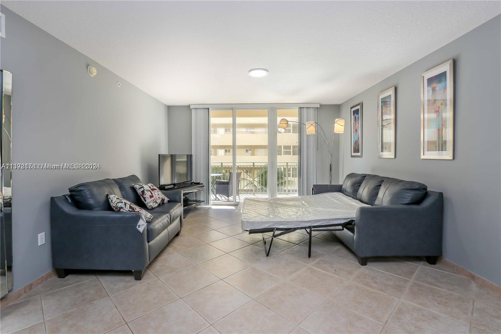 2080 OCEAN DRIVE - Residential Lease