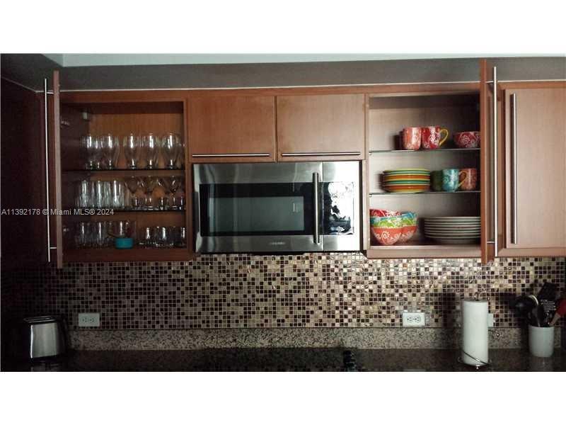 2080 OCEAN DRIVE - Residential Lease