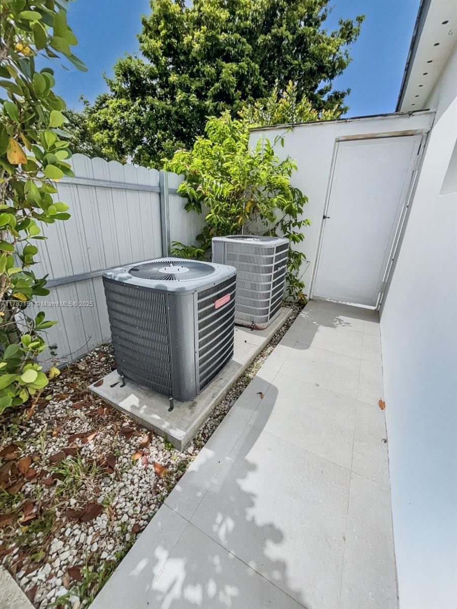 Property for Sale at 241 E 36th St, Hialeah, Miami-Dade County, Florida - Bedrooms: 4 
Bathrooms: 4  - $799,000