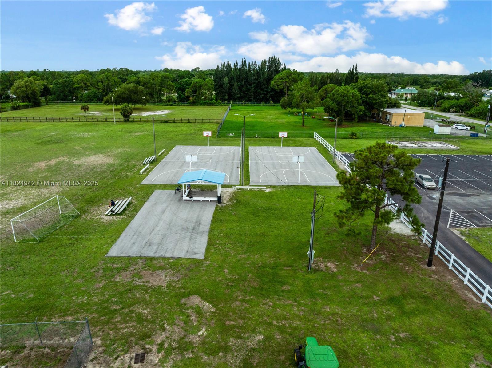 Montura Ranches - Residential