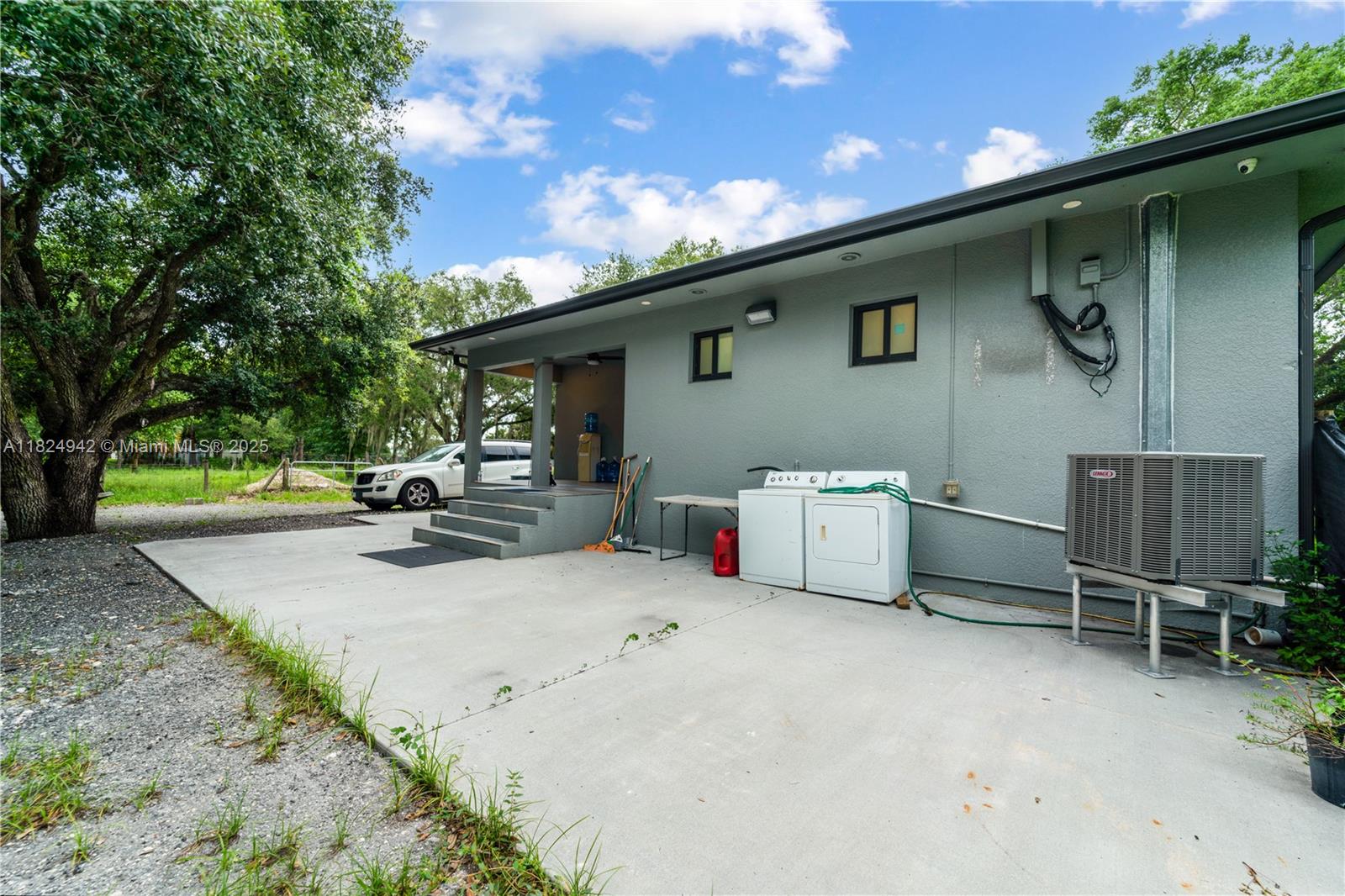 Montura Ranches - Residential