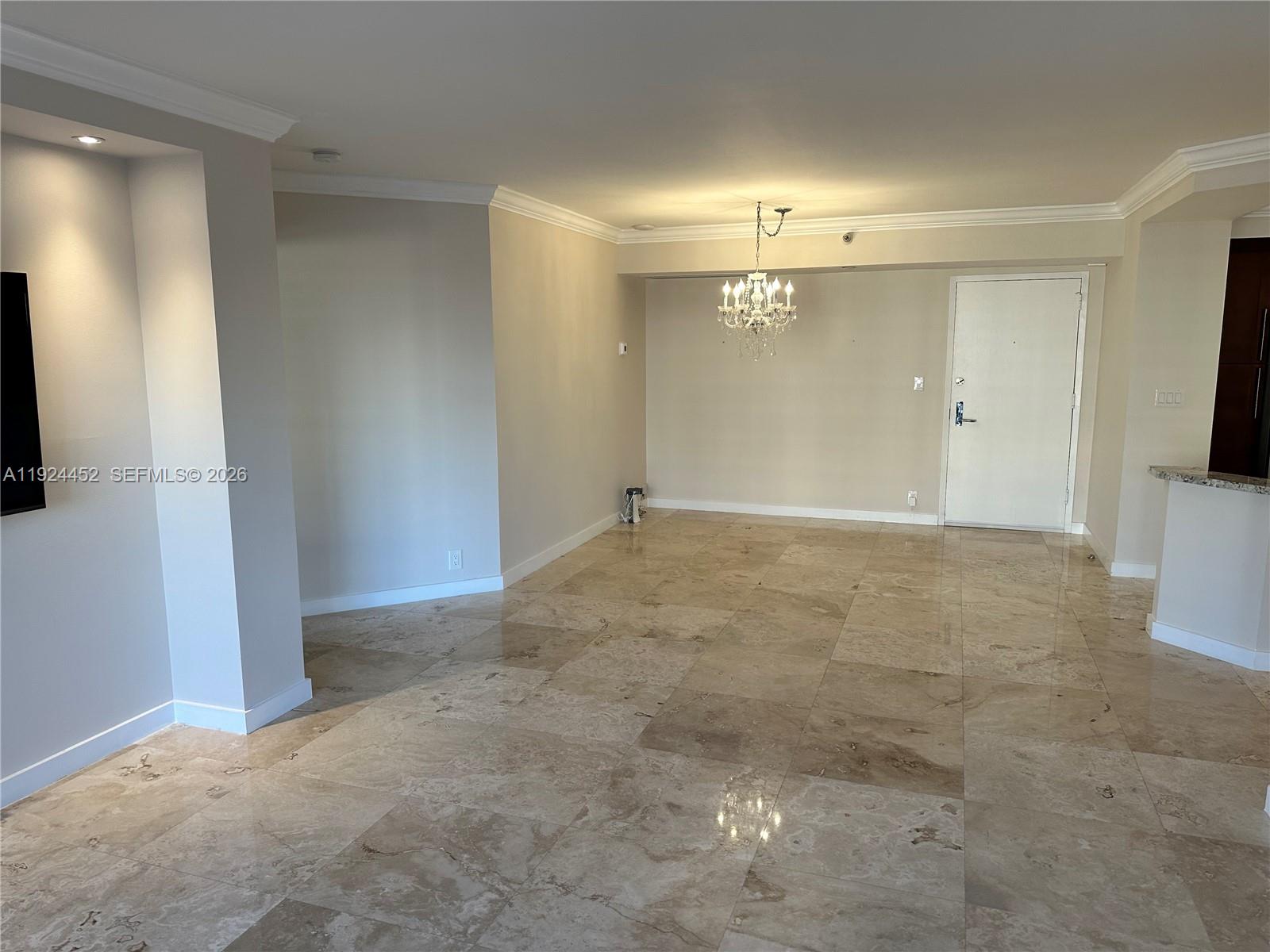 3530 Mystic Pointe Dr 1212