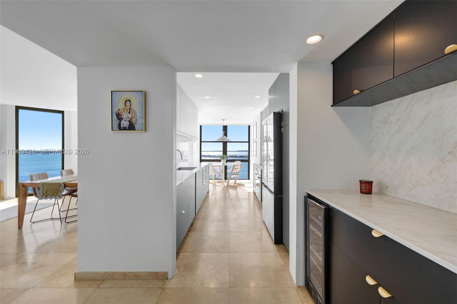 1915 Brickell Ave 1407