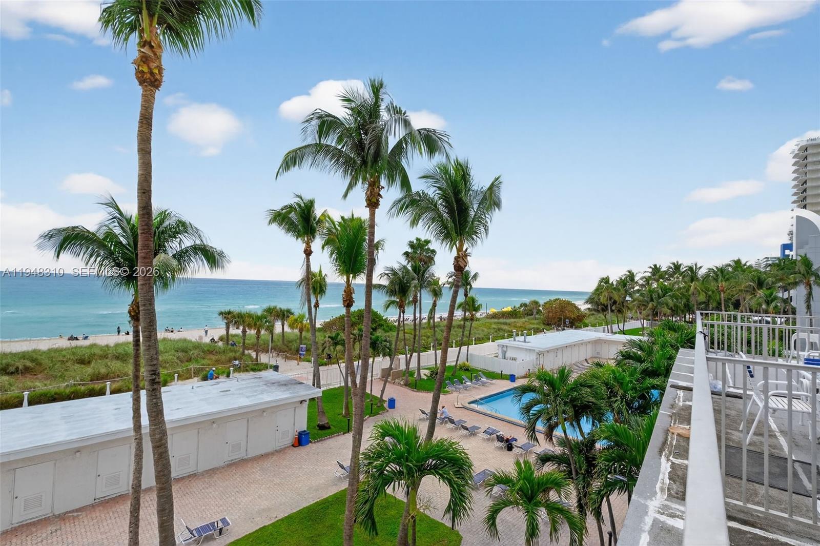 6345 Collins Ave 434