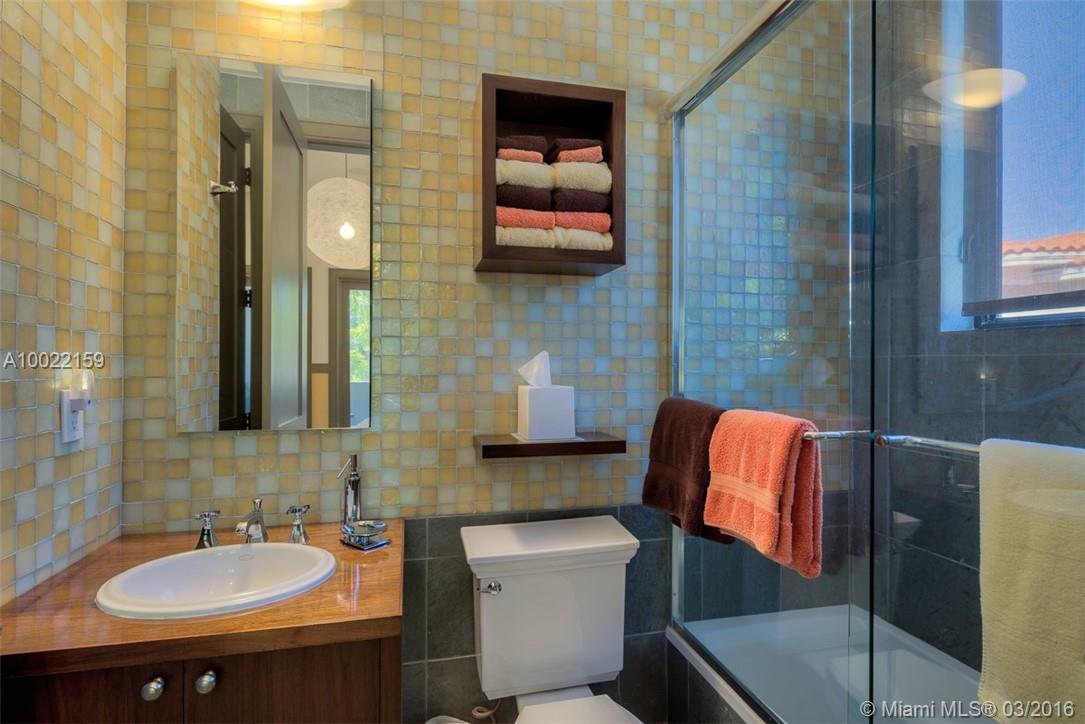 San Marino Island - Residential