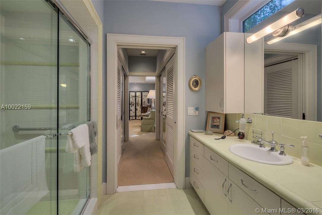 San Marino Island - Residential