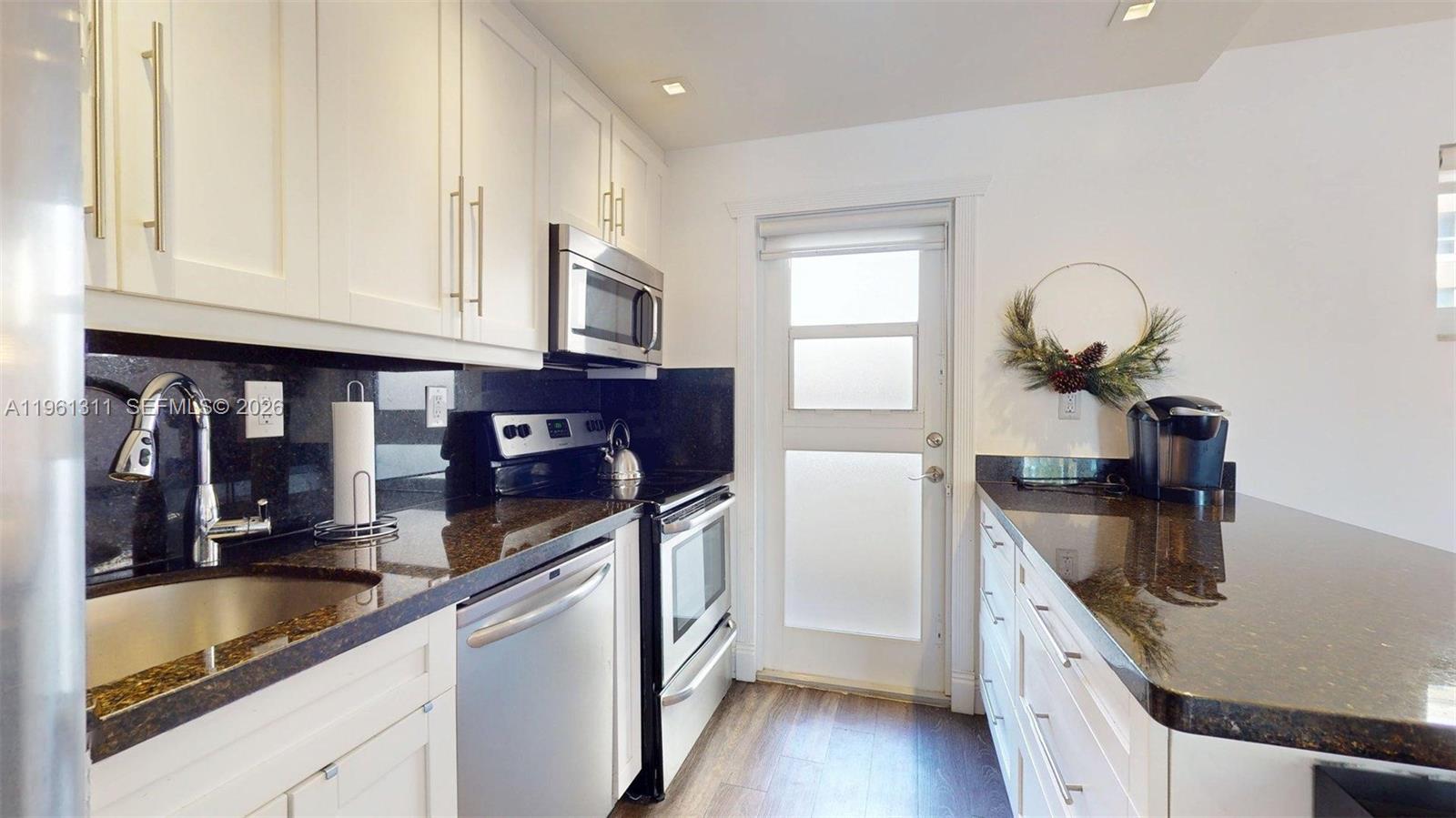 SEA EDGE CO-OP - Residential