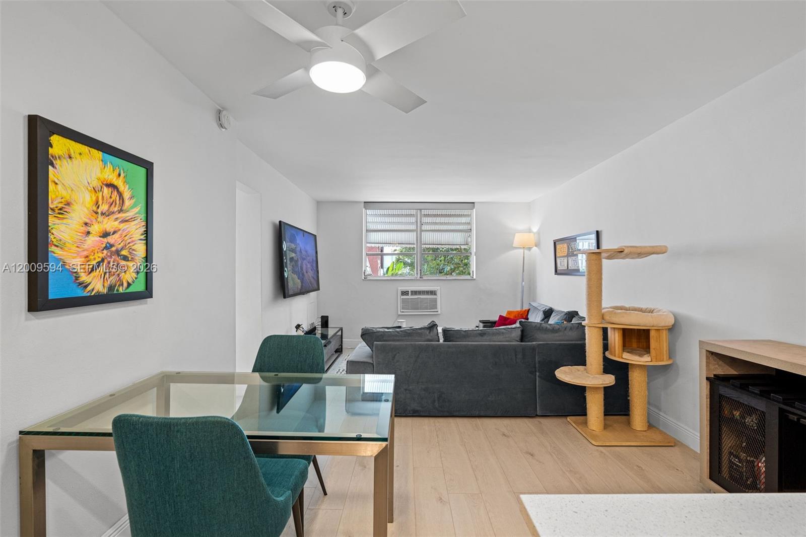 915 BLDG INC CONDO - Residential