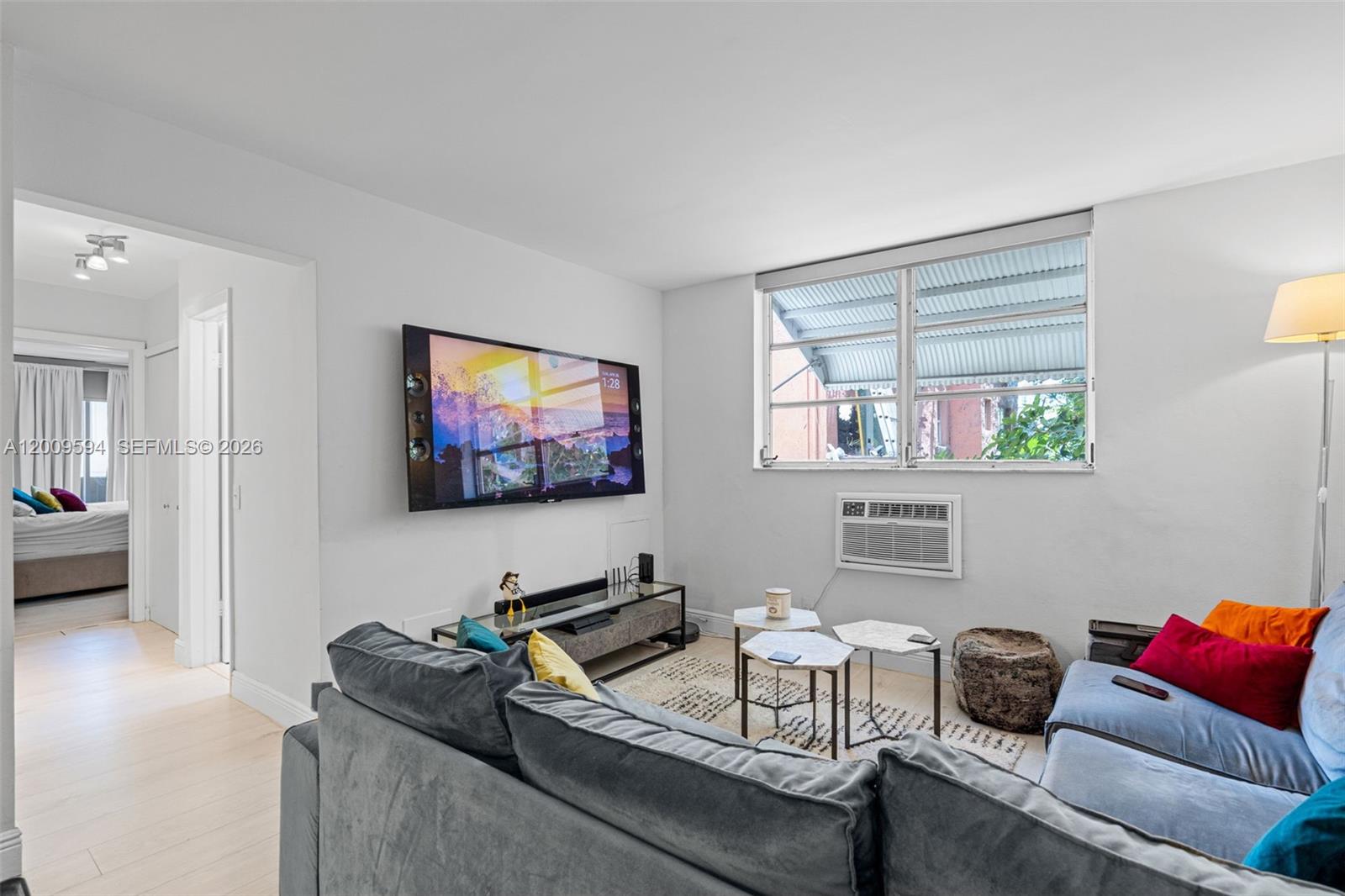 915 BLDG INC CONDO - Residential