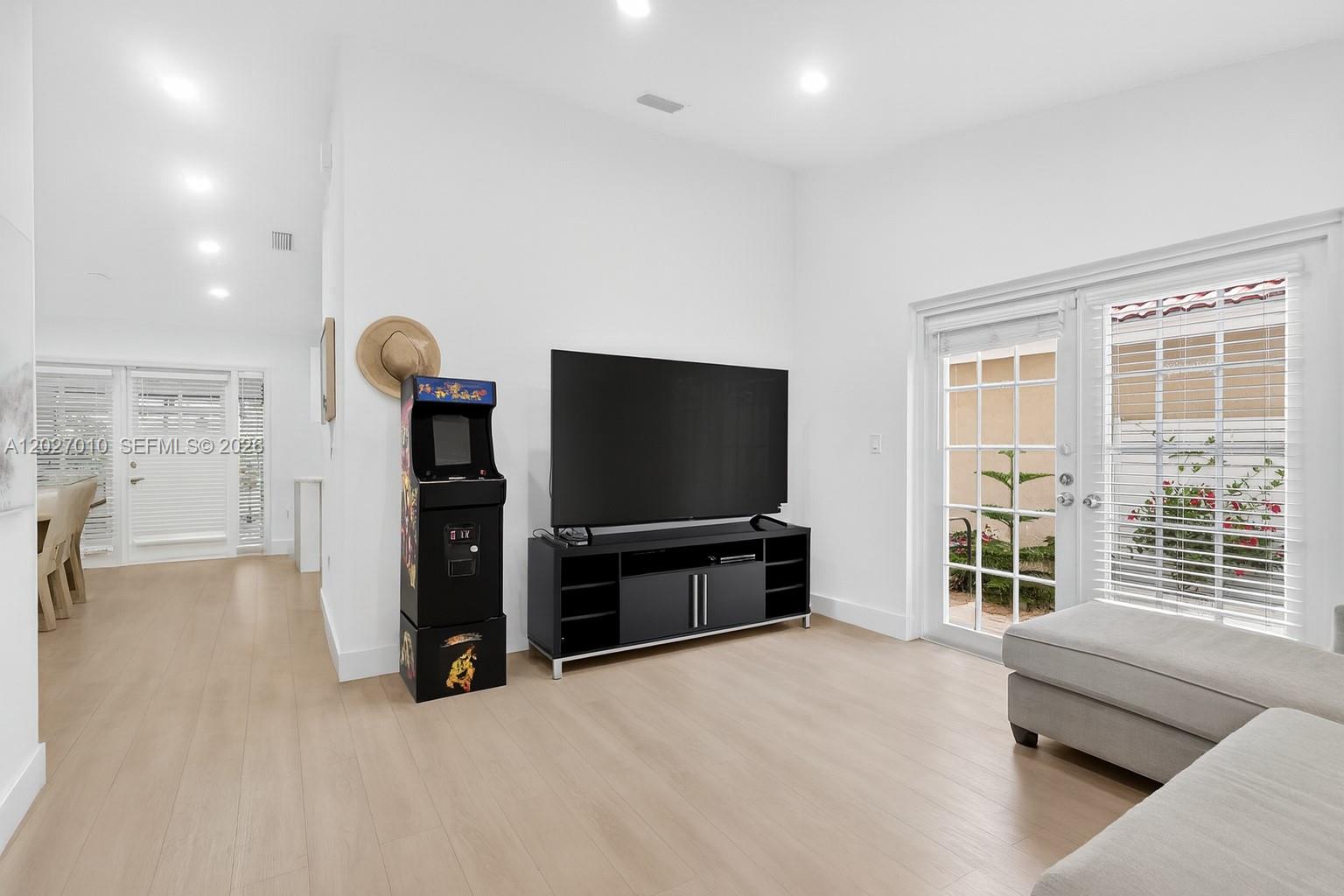 Lakes of Avalon - Residential