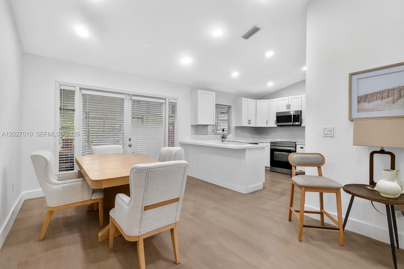 Lakes of Avalon - Residential