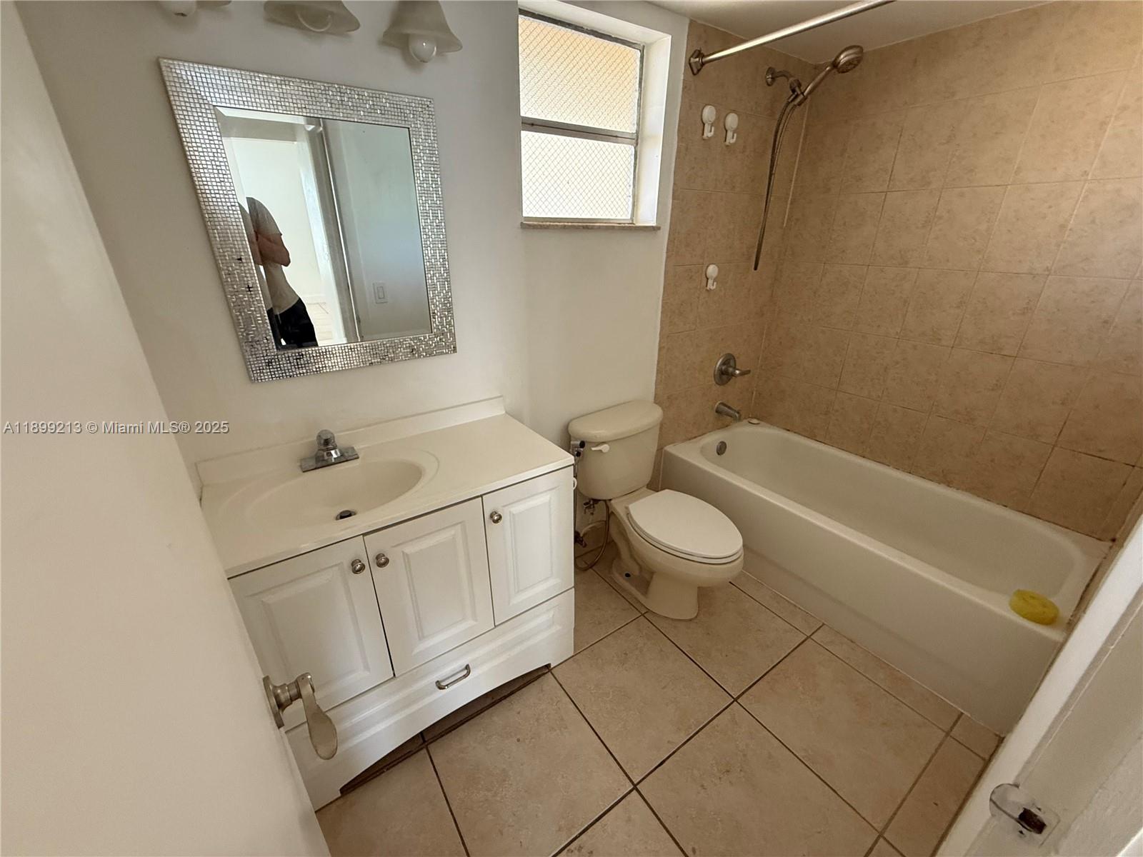 BELLA VENEZIA CONDO - Residential