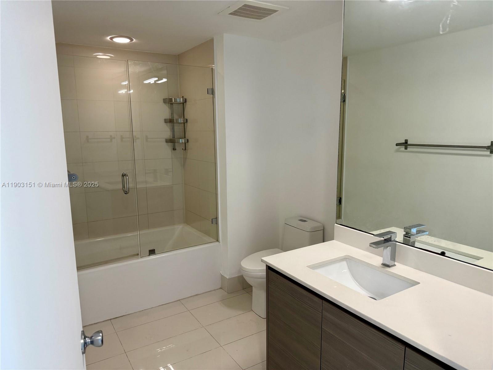 ICON BAY CONDO - Residential Lease