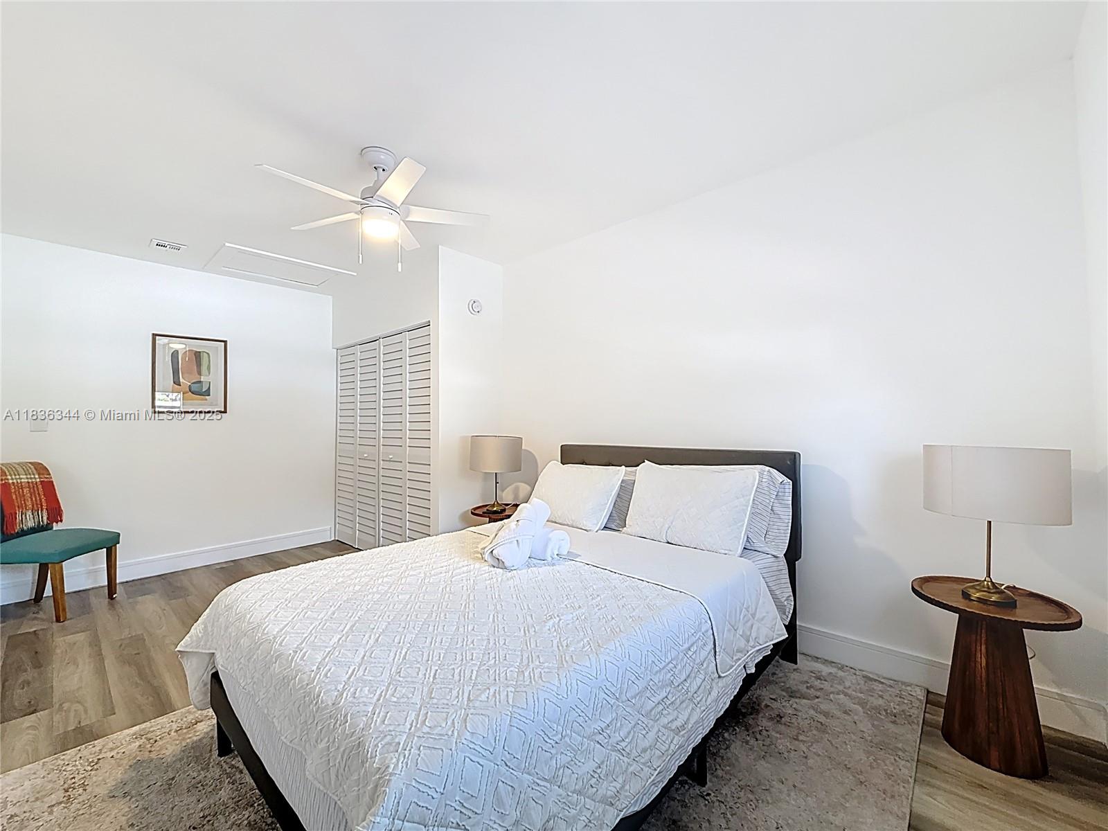 NORTH LAUDERDALE VILLAGE - Residential