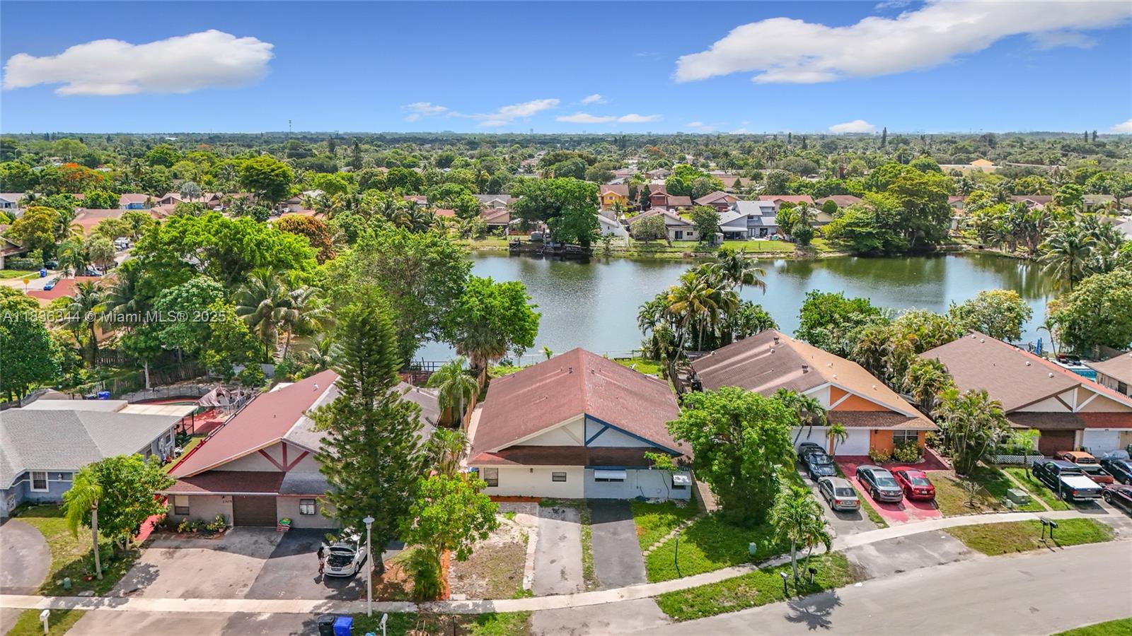Looking for a dream home by the lake? Look no further than this stunning property that offers everything you need and more. This spacious 3 bedroom, 2 bathroom house features a large living room, a modern kitchen with stainless steel appliances, and a master suite. Enjoy the breathtaking views of the lake, or relax in the private backyard. This is a rare opportunity to own a piece of paradise in serene environment. Don't miss this chance to make this your new home!