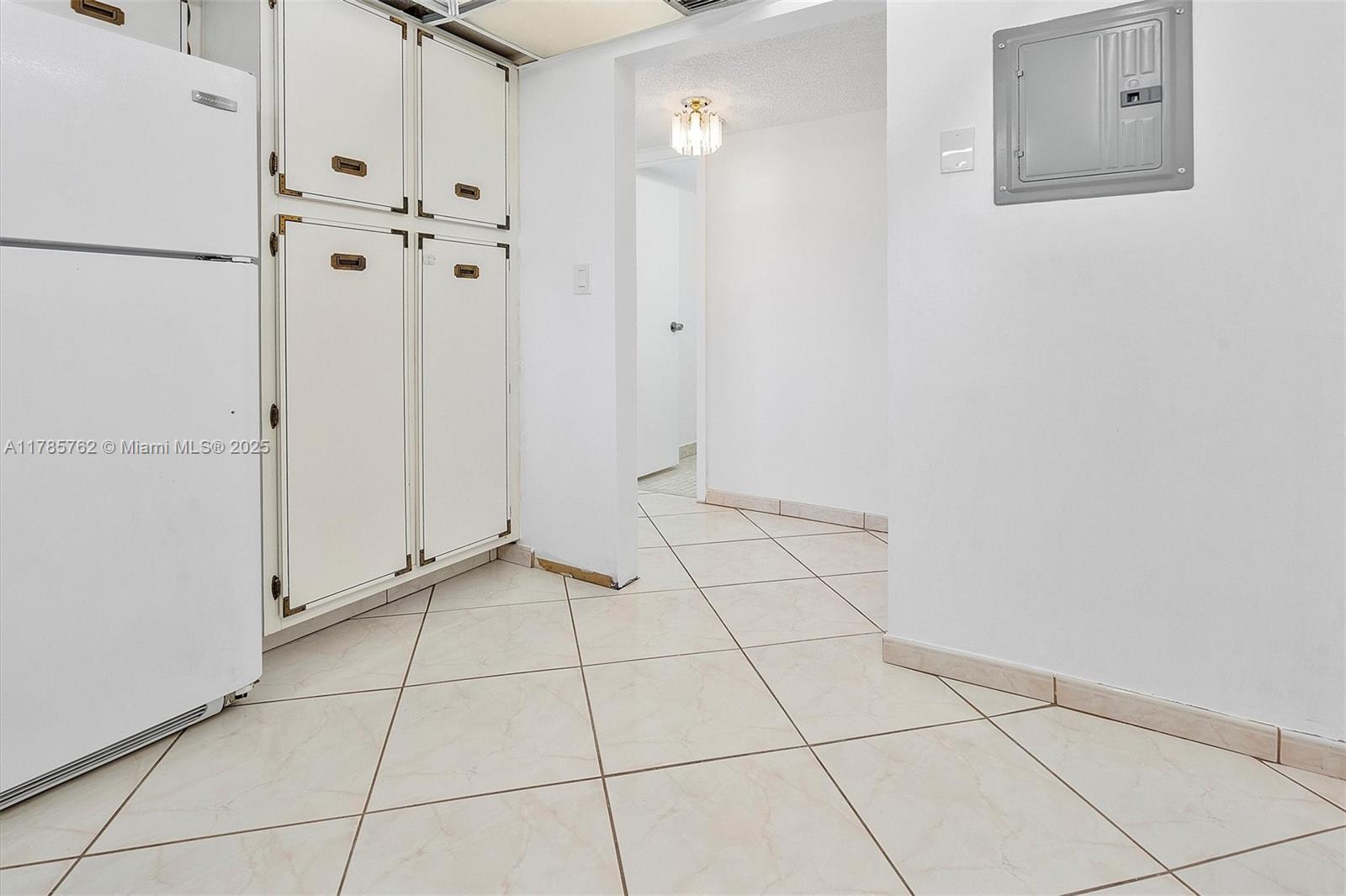 TOWERS OF OCEANVIEW SOUTH - Residential